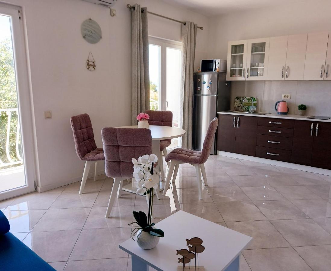 Mimi Apartament *