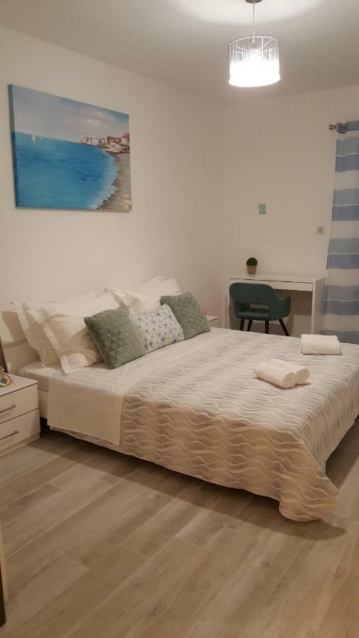 Mimi * Makarska